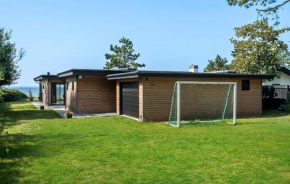 3 Bedroom Lovely Home In Martofte, Martofte